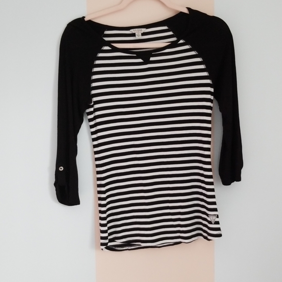 guess black and white striped shirt
